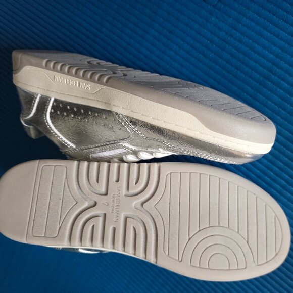 Sam Edelman NEW, Silver, US7.0 - Picture 6 of 6
